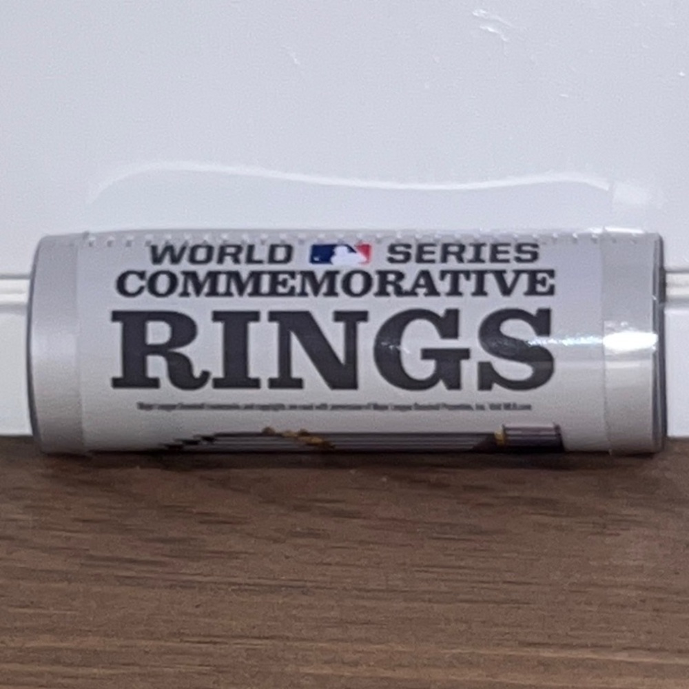 Kansas City Royals Commemorative 2015 World Series Champions Ring - Picture 10 of 11